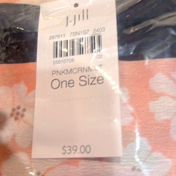 🔻2 @ $15💗 J. Jill NWT $39 pink/macaroon/multi w black border 40” Square Scarf - Picture 7 of 10